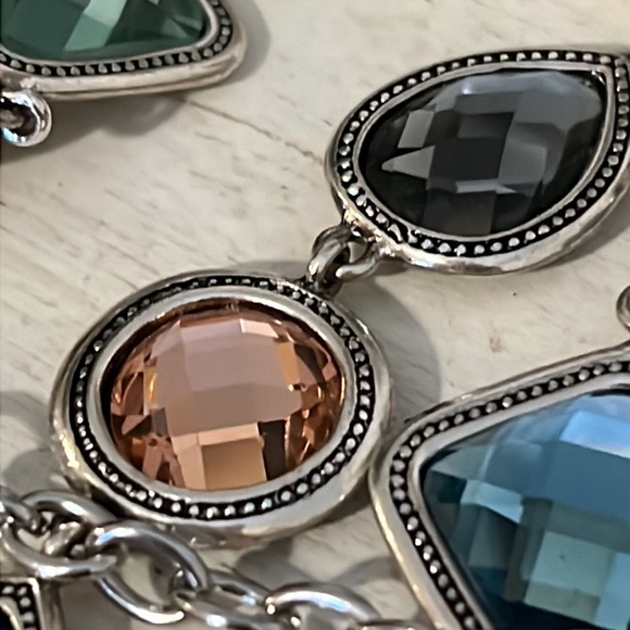 Chic Silver and Blue Gemstone Necklace - Picture 6 of 7